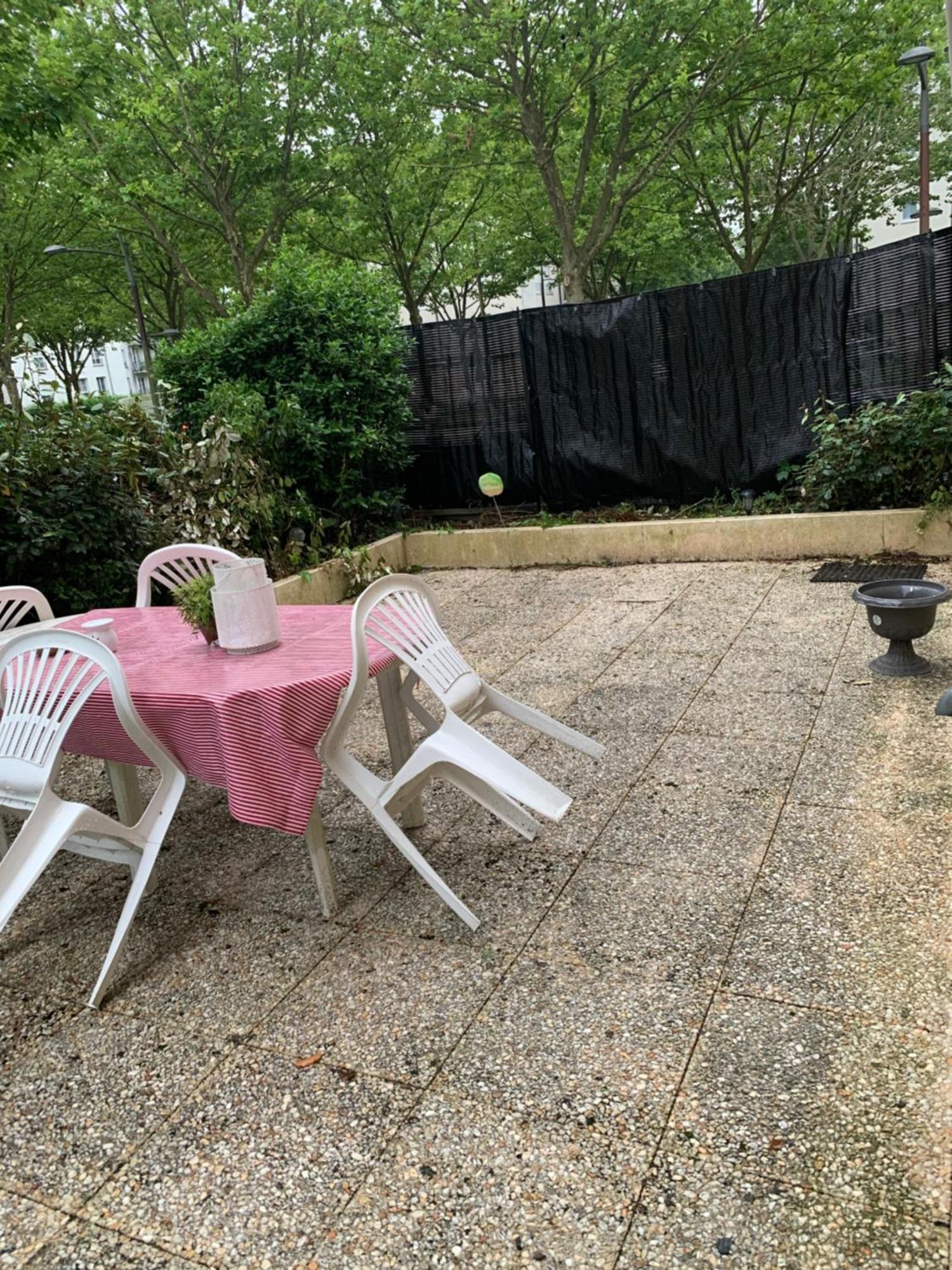 Appartement F3 Proche Disneyland Bussy-Saint-Georges Luaran gambar